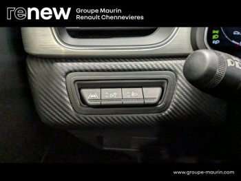 Photo 18 du bon plan RENAULT Captur 1.6 E-Tech hybride 145ch RS Line -21 occasion à 21990 €