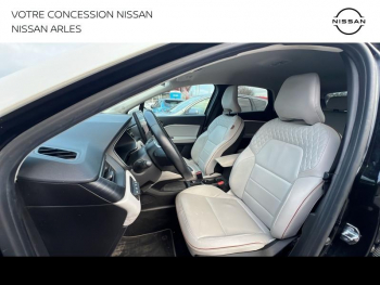 Photo 9 du bon plan RENAULT Captur 1.6 E-Tech hybride 145ch Rive Gauche occasion à 19990 €