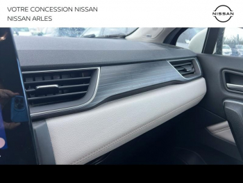 Photo 26 du bon plan RENAULT Captur 1.6 E-Tech hybride 145ch Rive Gauche occasion à 19990 €