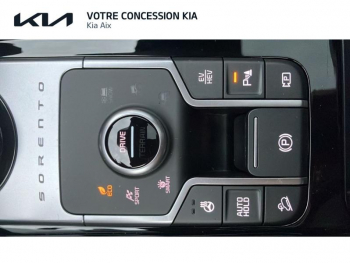 Photo 27 du bon plan KIA Sorento 1.6 T-GDi 253ch PHEV Premium 4x4 occasion à 55970 €