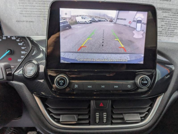 Photo 15 du bon plan FORD Fiesta 1.0 Flexifuel 95ch ST-Line 5p occasion à 14401 €