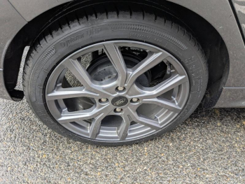 Photo 24 du bon plan FORD Fiesta 1.0 Flexifuel 95ch ST-Line 5p occasion à 14401 €