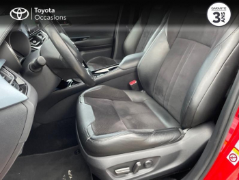 Photo 11 du bon plan TOYOTA C-HR 184h Collection 2WD E-CVT MC19 occasion à 20990 €
