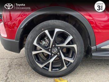Photo 16 du bon plan TOYOTA C-HR 184h Collection 2WD E-CVT MC19 occasion à 20990 €