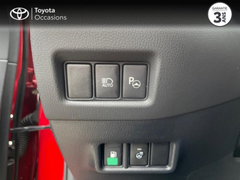 Photo 22 du bon plan TOYOTA C-HR 184h Collection 2WD E-CVT MC19 occasion à 20990 €