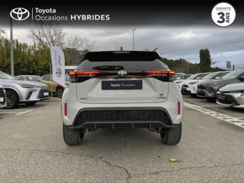 Photo 4 du bon plan TOYOTA Yaris Cross 116h GR Sport MY22 occasion à 24290 €