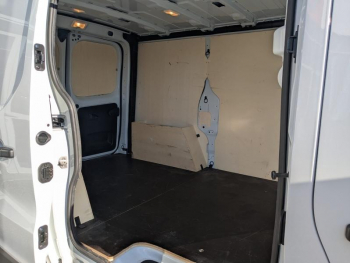 Photo 6 du bon plan NISSAN Primastar Fg VUL L1H1 2t8 2.0 dCi 130ch Acenta Euro6E occasion à 25690 €