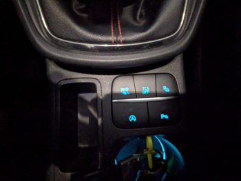 Photo 23 du bon plan FORD Puma 1.0 EcoBoost 125ch mHEV ST-Line X 6cv occasion à 18900 €