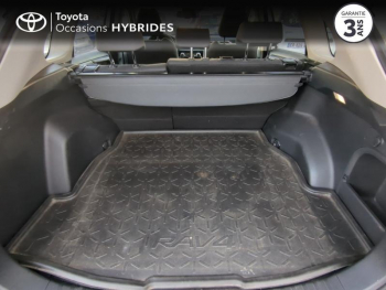 Photo 10 du bon plan TOYOTA RAV4 2.5 Hybride 218ch Dynamic 2WD MY22 occasion à 31490 €