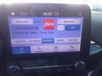 Photo 6 du bon plan FORD Fiesta 1.0 Flexifuel 95ch Titanium Business 5p occasion à 15900 €