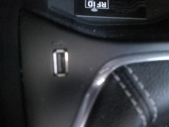 Photo 12 du bon plan FORD Fiesta 1.0 Flexifuel 95ch Titanium Business 5p occasion à 15900 €