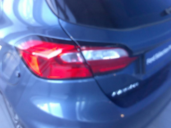 Photo 4 du bon plan FORD Fiesta 1.0 EcoBoost Hybrid 125ch Titanium Business Powershift 5p occasion à 17900 €