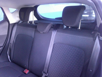 Photo 15 du bon plan FORD Fiesta 1.0 EcoBoost Hybrid 125ch Titanium Business Powershift 5p occasion à 17900 €