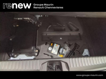 Photo 13 du bon plan RENAULT Clio 1.6 E-Tech hybride 145ch Equilibre occasion à 17990 €