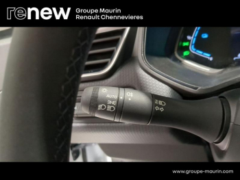 Photo 27 du bon plan RENAULT Clio 1.6 E-Tech hybride 145ch Equilibre occasion à 17990 €