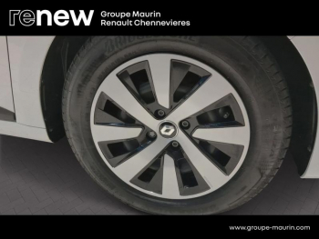 Photo 31 du bon plan RENAULT Clio 1.6 E-Tech hybride 145ch Equilibre occasion à 17990 €