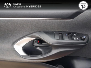 Photo 22 du bon plan TOYOTA Yaris 116h Design 5p MY22 occasion à 18490 €