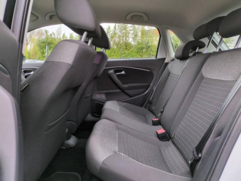 Photo 15 du bon plan VOLKSWAGEN Polo 1.4 TDI 75ch BlueMotion Technology Confortline 5p occasion à 8490 €