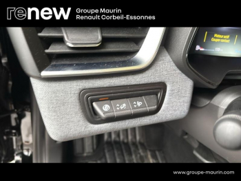 Photo 17 du bon plan RENAULT Clio 1.6 E-Tech 145ch full hybrid Evolution - 25 occasion à 19900 €