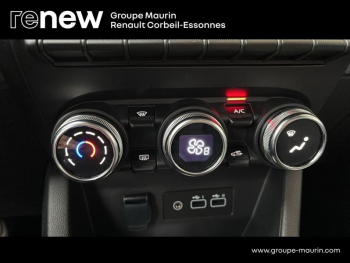 Photo 21 du bon plan RENAULT Clio 1.6 E-Tech 145ch full hybrid Evolution - 25 occasion à 19900 €