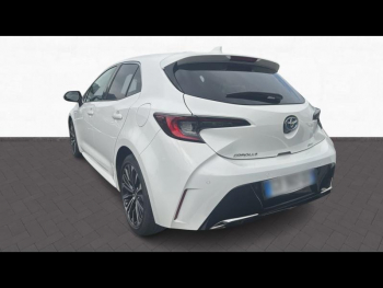 Photo 13 du bon plan TOYOTA Corolla 1.8 140ch Design MY24 occasion à 24490 €