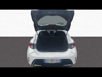 Photo 14 du bon plan TOYOTA Corolla 1.8 140ch Design MY24 occasion à 24490 €