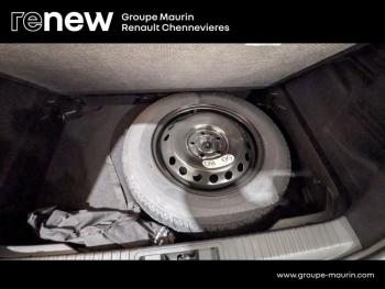 Photo 13 du bon plan RENAULT Captur 1.6 E-Tech hybride 145ch Evolution occasion à 21790 €