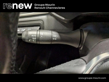 Photo 17 du bon plan RENAULT Captur 1.6 E-Tech hybride 145ch Evolution occasion à 21790 €