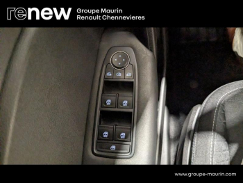 Photo 20 du bon plan RENAULT Captur 1.6 E-Tech hybride 145ch Evolution occasion à 21790 €