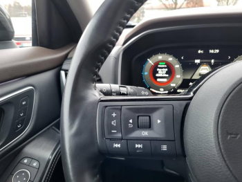 Photo 19 du bon plan NISSAN X-Trail e-4orce 213ch Tekna 7 places occasion à 35990 €