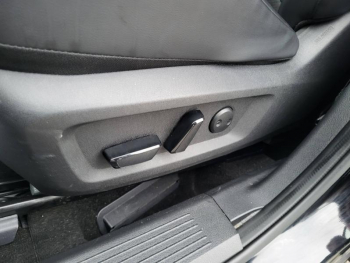 Photo 29 du bon plan NISSAN X-Trail e-4orce 213ch Tekna 7 places occasion à 35990 €