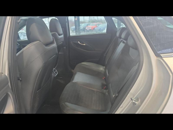 Photo 11 du bon plan HYUNDAI i30 1.4 T-GDi 140ch Edition Navi DCT-7 Euro6d-T occasion à 15900 €