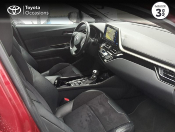 Photo 6 du bon plan TOYOTA C-HR 122h Collection 2WD E-CVT Cuir Alcantara occasion à 19990 €