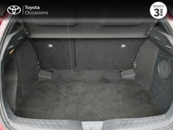 Photo 10 du bon plan TOYOTA C-HR 122h Collection 2WD E-CVT Cuir Alcantara occasion à 19990 €