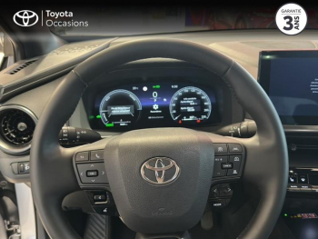 Photo 9 du bon plan TOYOTA C-HR 1.8 140ch Design MY25 occasion à 33990 €