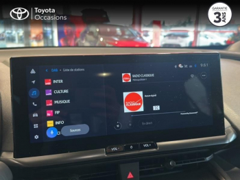 Photo 15 du bon plan TOYOTA C-HR 1.8 140ch Design MY25 occasion à 33990 €