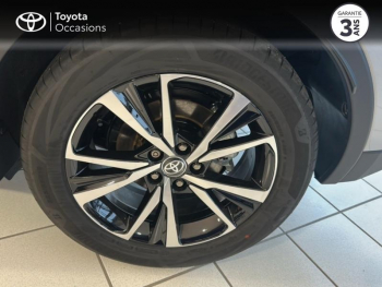 Photo 16 du bon plan TOYOTA C-HR 1.8 140ch Design MY25 occasion à 33990 €