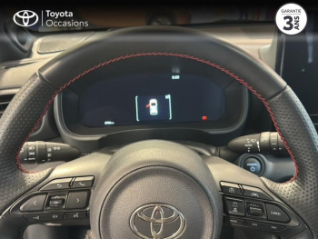 Photo 13 du bon plan TOYOTA Yaris 130h GR Sport 5p MY25 occasion à 26590 €