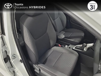 Photo 12 du bon plan TOYOTA Yaris 116h Dynamic 5p Blanc Lunaire occasion à 18490 €