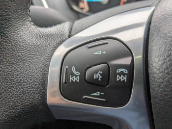 Photo 17 du bon plan FORD B-MAX 1.0 SCTi 125ch EcoBoost Stop&Start Titanium occasion à 9490 €