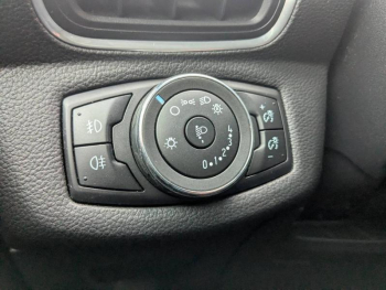 Photo 20 du bon plan FORD B-MAX 1.0 SCTi 125ch EcoBoost Stop&Start Titanium occasion à 9490 €