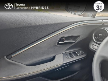 Photo 14 du bon plan TOYOTA C-HR 2.0 Hybride 200ch Collection Premiere NG23 occasion à 32990 €