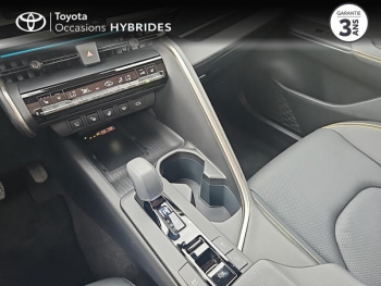 Photo 15 du bon plan TOYOTA C-HR 2.0 Hybride 200ch Collection Premiere NG23 occasion à 32990 €