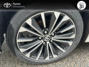 Photo 16 du bon plan TOYOTA Corolla Touring Spt 1.8 140ch Design MY24 occasion à 25400 €