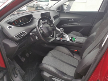 Photo 3 du bon plan PEUGEOT 3008 1.2 PureTech 130ch Allure S&S occasion à 10590 €