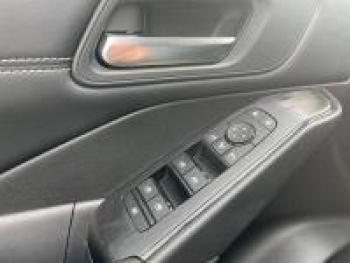 Photo 17 du bon plan NISSAN Qashqai e-POWER 190ch Business Edition 2022 occasion à 26990 €