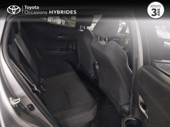 Photo 11 du bon plan TOYOTA C-HR 122h Design 2WD E-CVT RC18 occasion à 18990 €