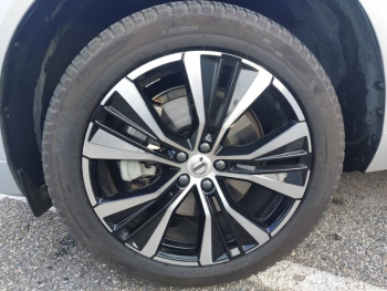 Photo 21 du bon plan VOLVO XC60 T6 AWD 253 + 145ch Utimate Style Dark Geartronic occasion à 48500 €