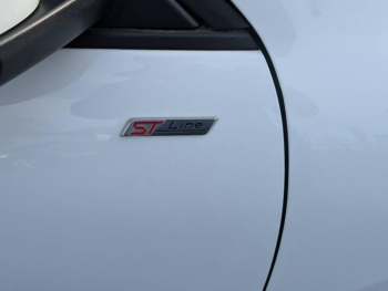 Photo 5 du bon plan FORD Kuga 2.5 Duratec 190ch FHEV E85 ST-Line BVA occasion à 24990 €