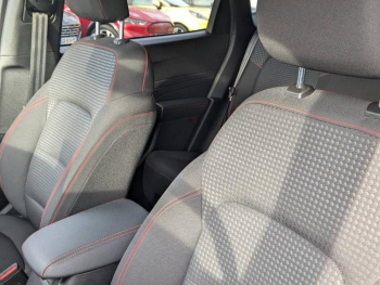 Photo 14 du bon plan FORD Kuga 2.5 Duratec 190ch FHEV E85 ST-Line BVA occasion à 24990 €